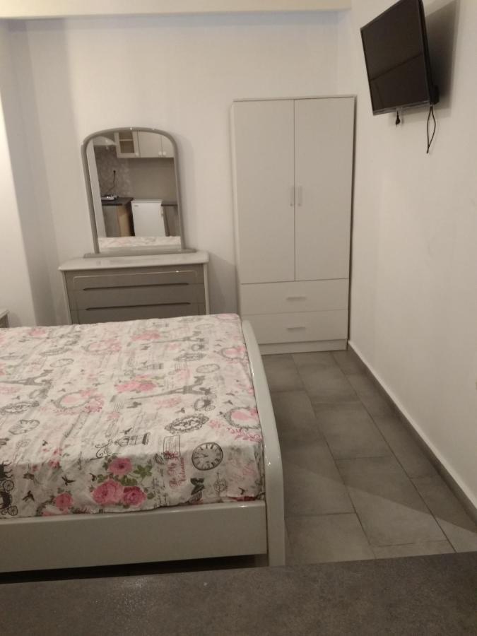 32кв.м 1, 1 баня Апартамент
 в Паграти Атина Екстериор снимка