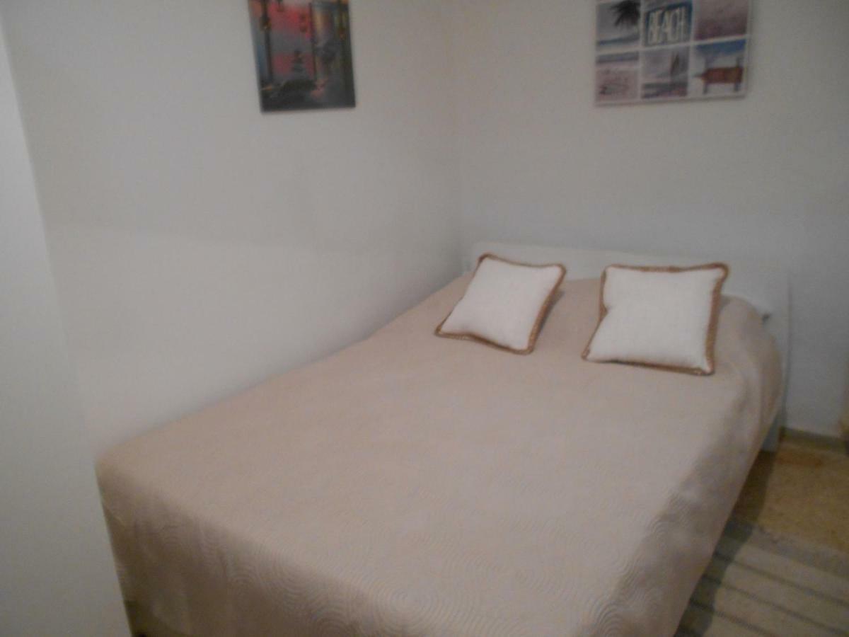 32кв.м 1, 1 баня Апартамент
 в Паграти Атина Екстериор снимка